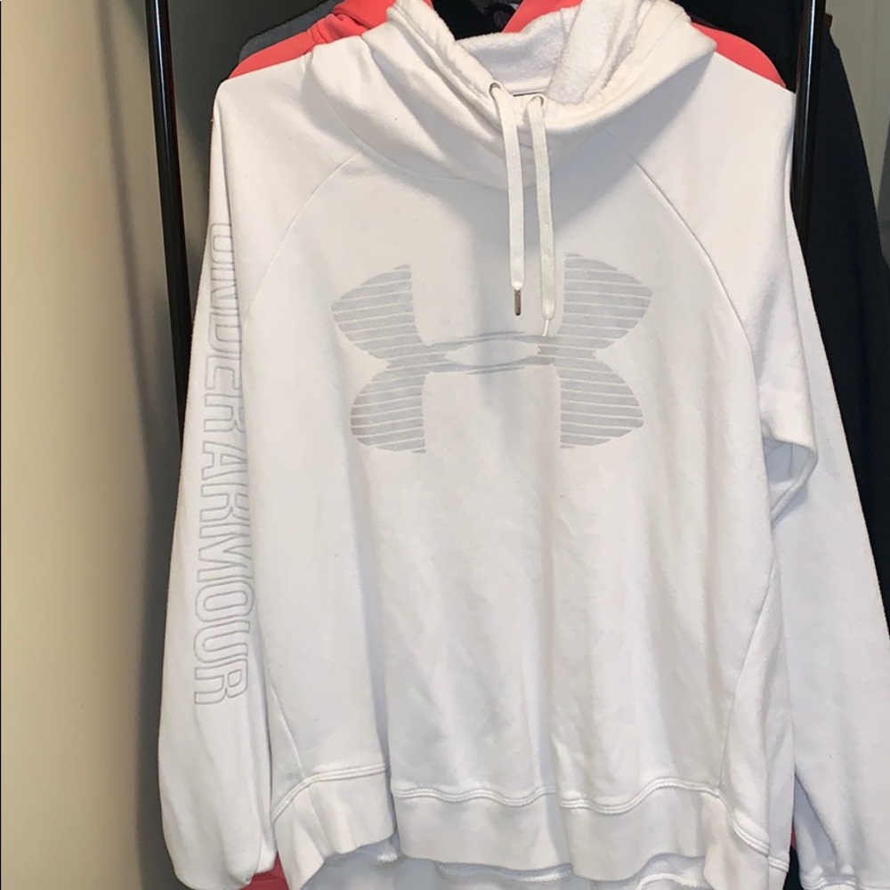 White under armour hoodie